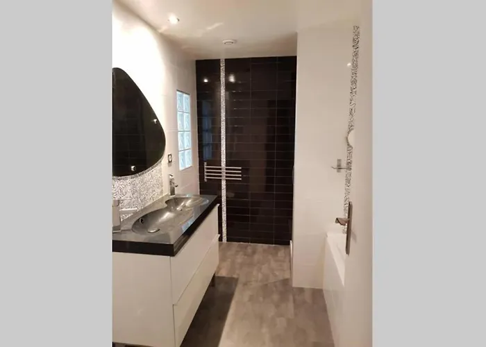 L'escapadou - Charme Et Tranquillite アパート