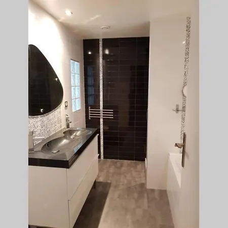 L'escapadou - Charme Et Tranquillite Apartamento